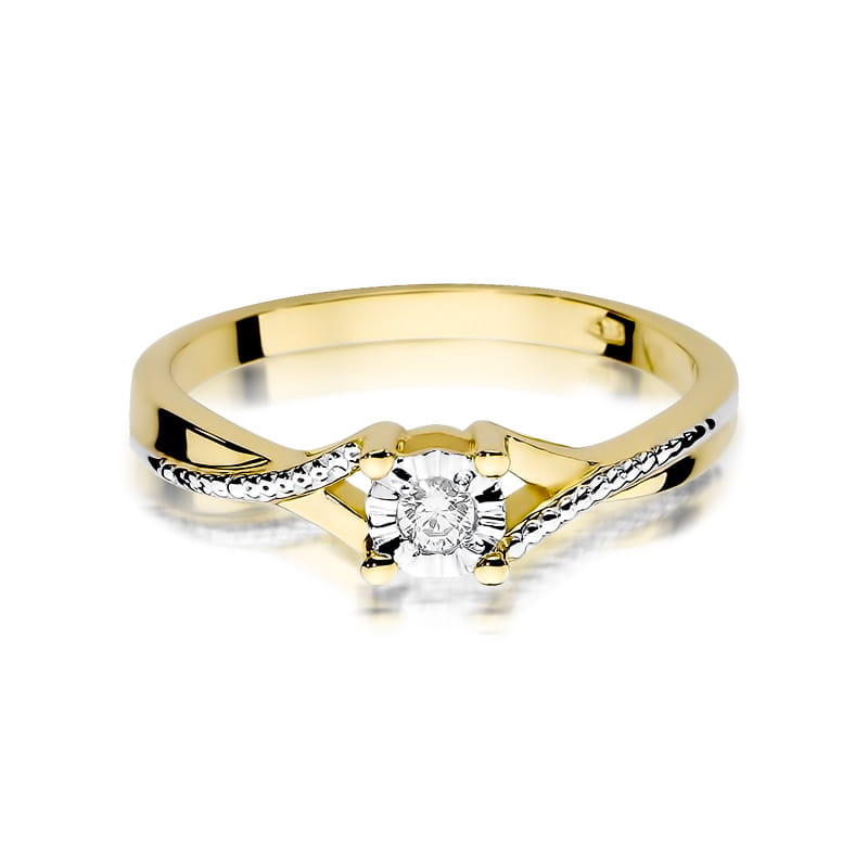 Gold Ring With Diamond