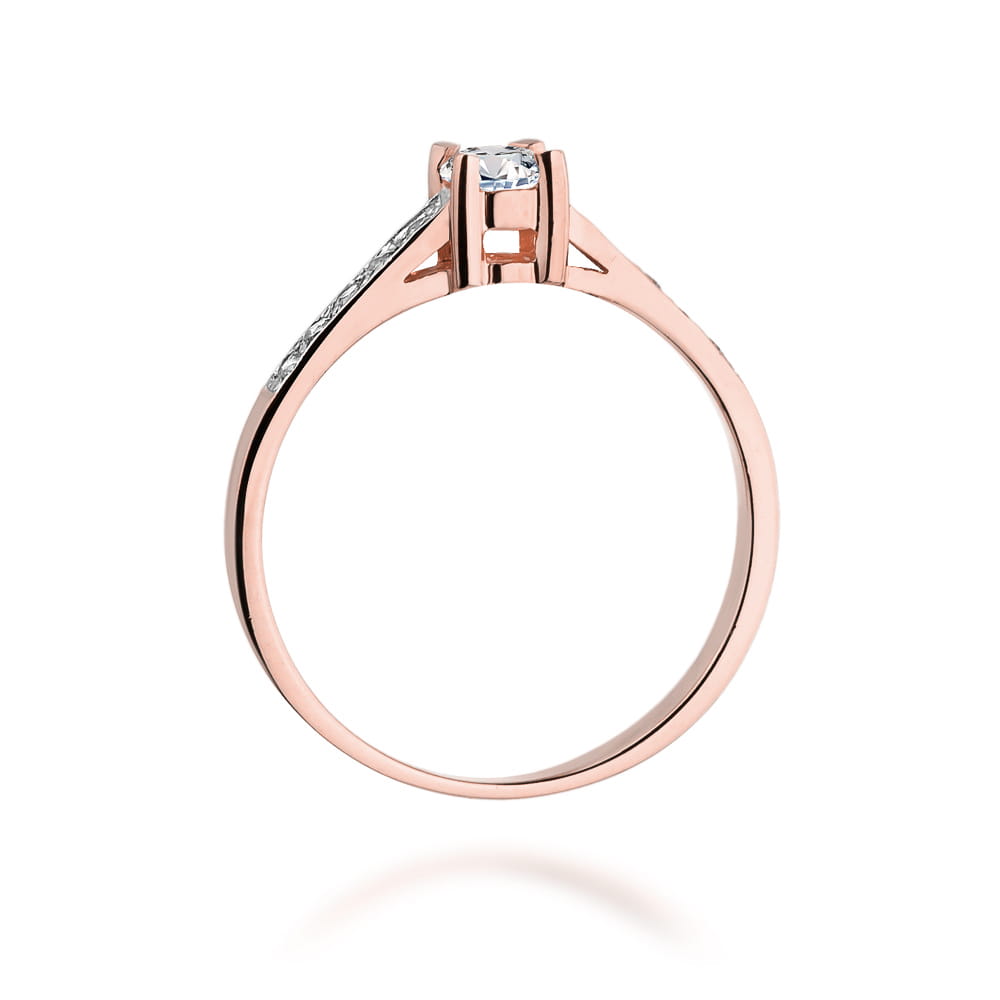 Gold Ring With Diamonds