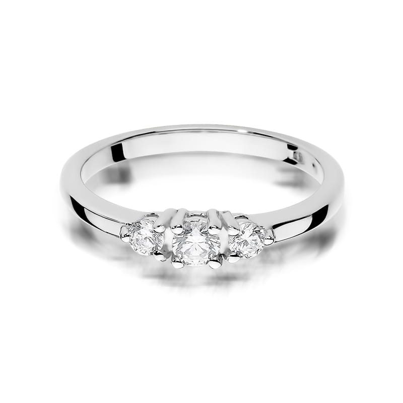 Gold Ring With Diamonds