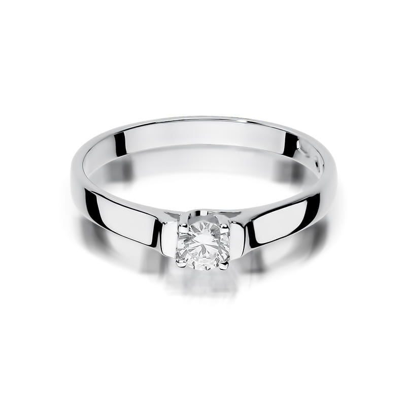 Gold Ring With Diamond