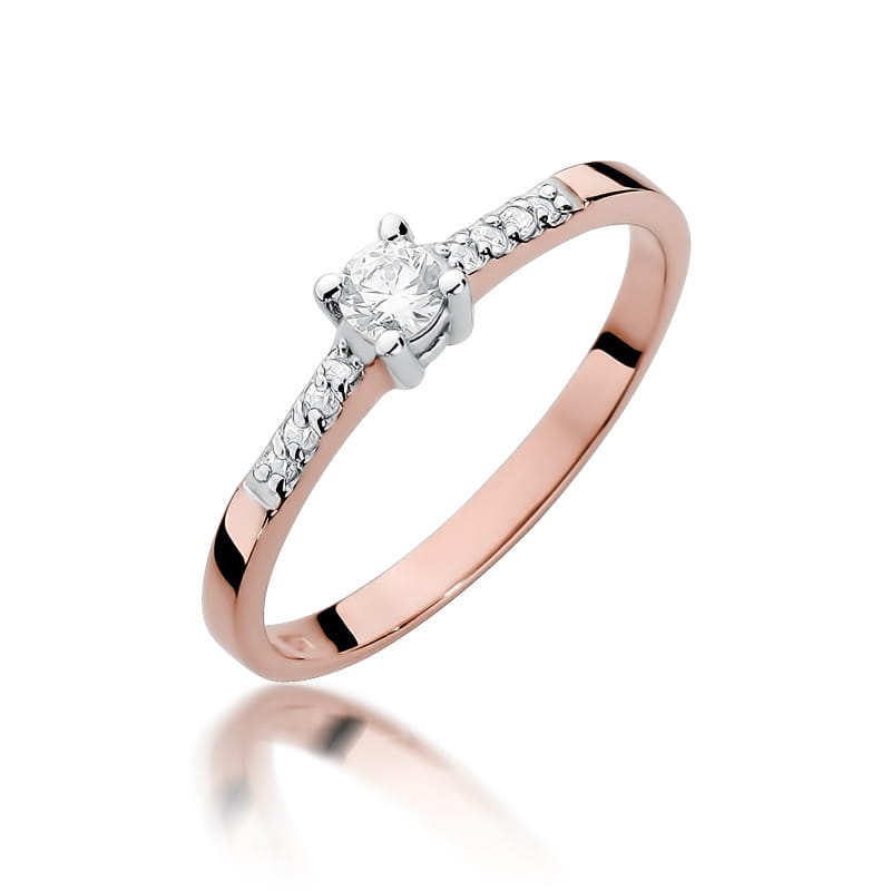Gold Ring With Diamonds
