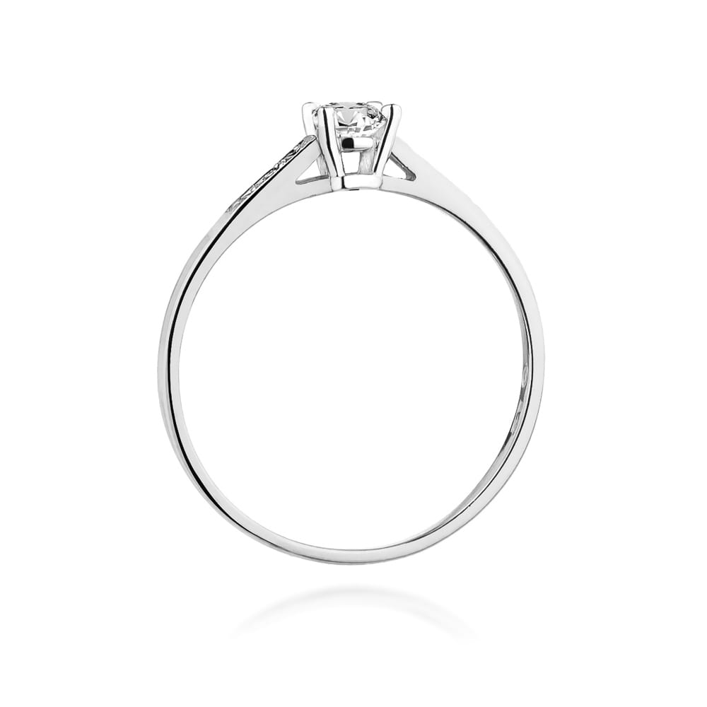 Gold Ring With Diamonds