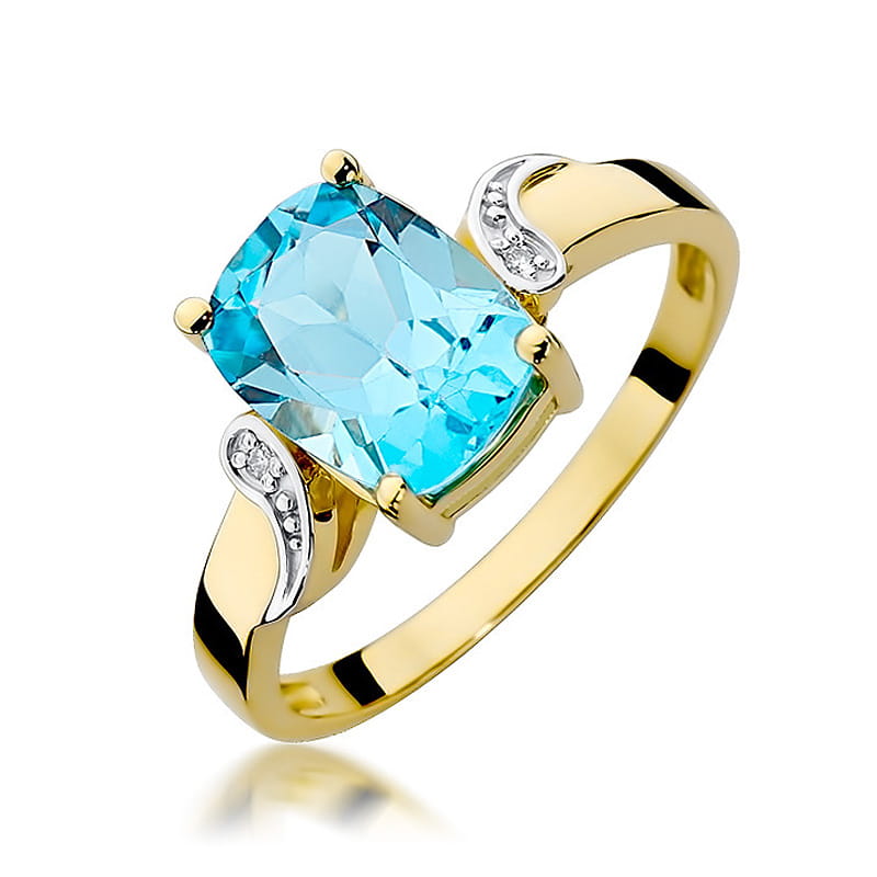 Gold Ring With Topaz And Diamonds