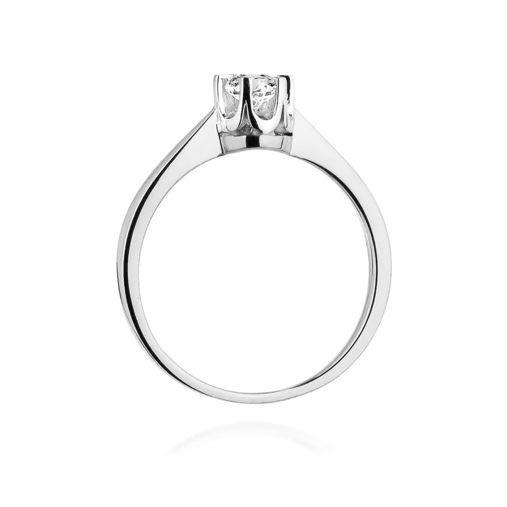 Gold Ring With Diamond