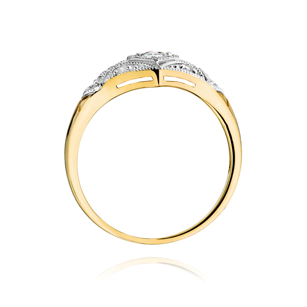 Gold Ring With Diamonds