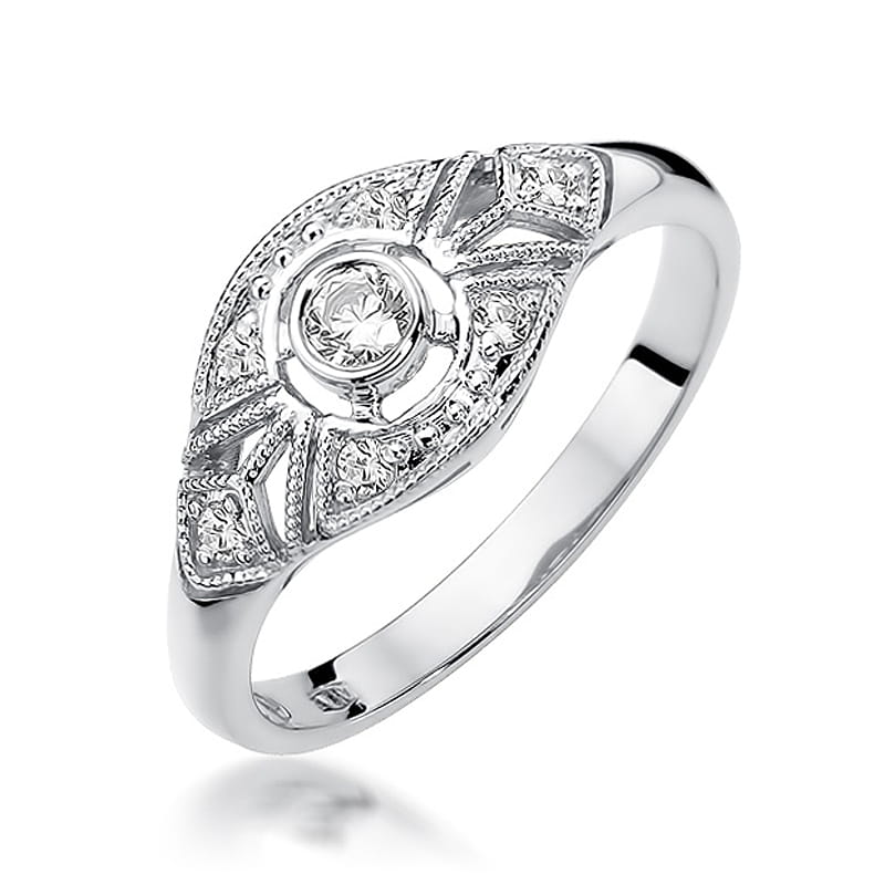 Gold Ring With Diamonds