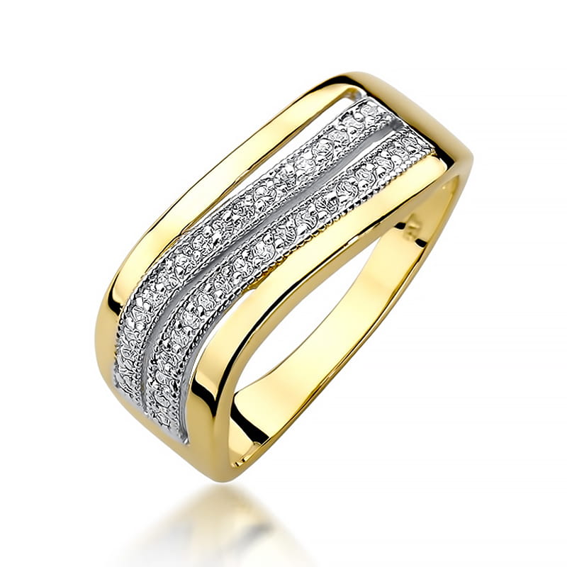 Gold Ring With Diamonds