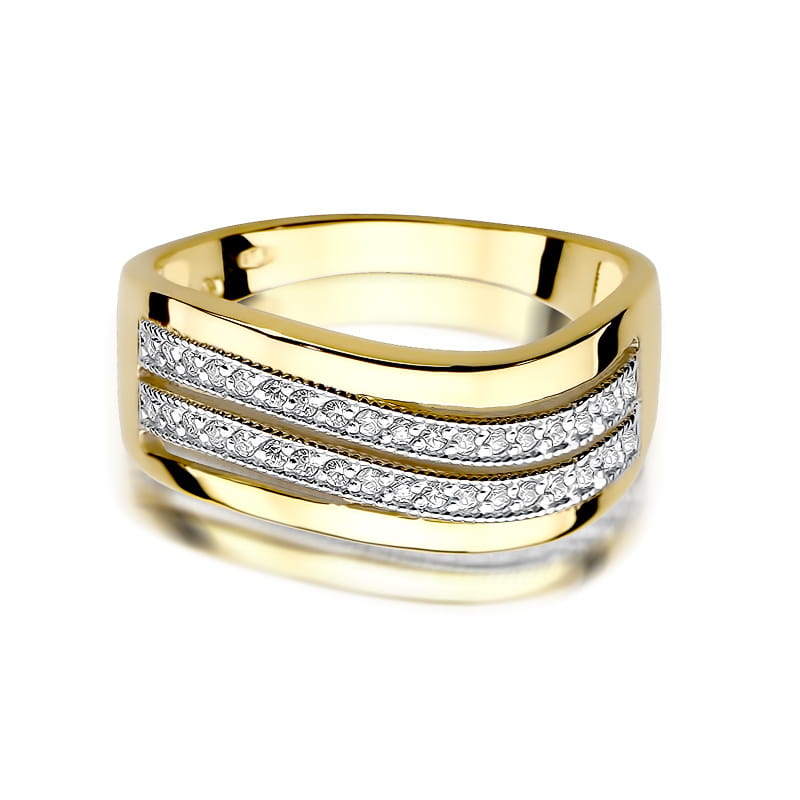 Gold Ring With Diamonds