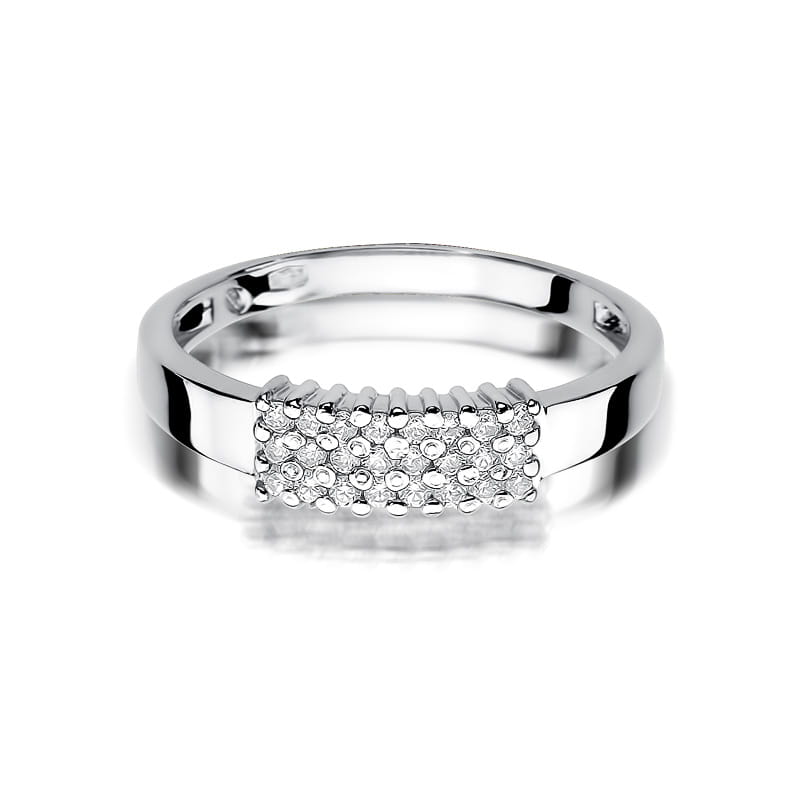 Gold Ring With Diamonds