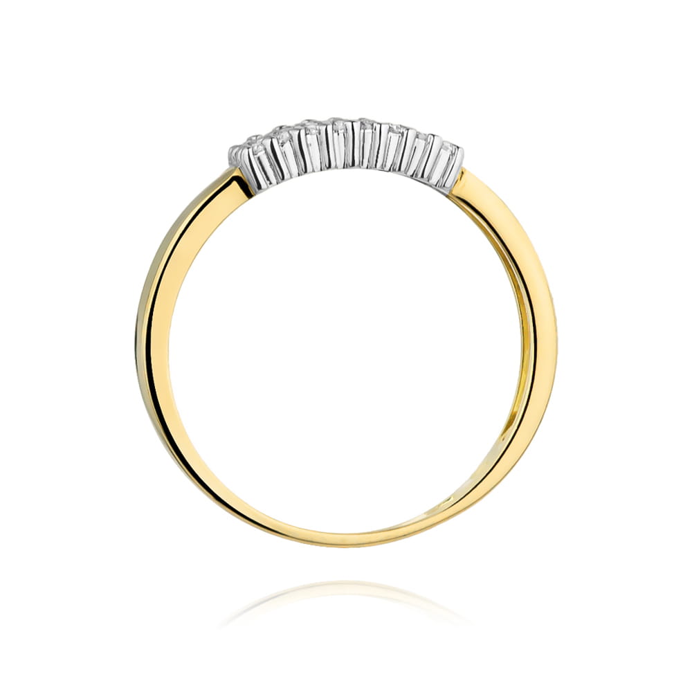 Gold Ring With Diamonds