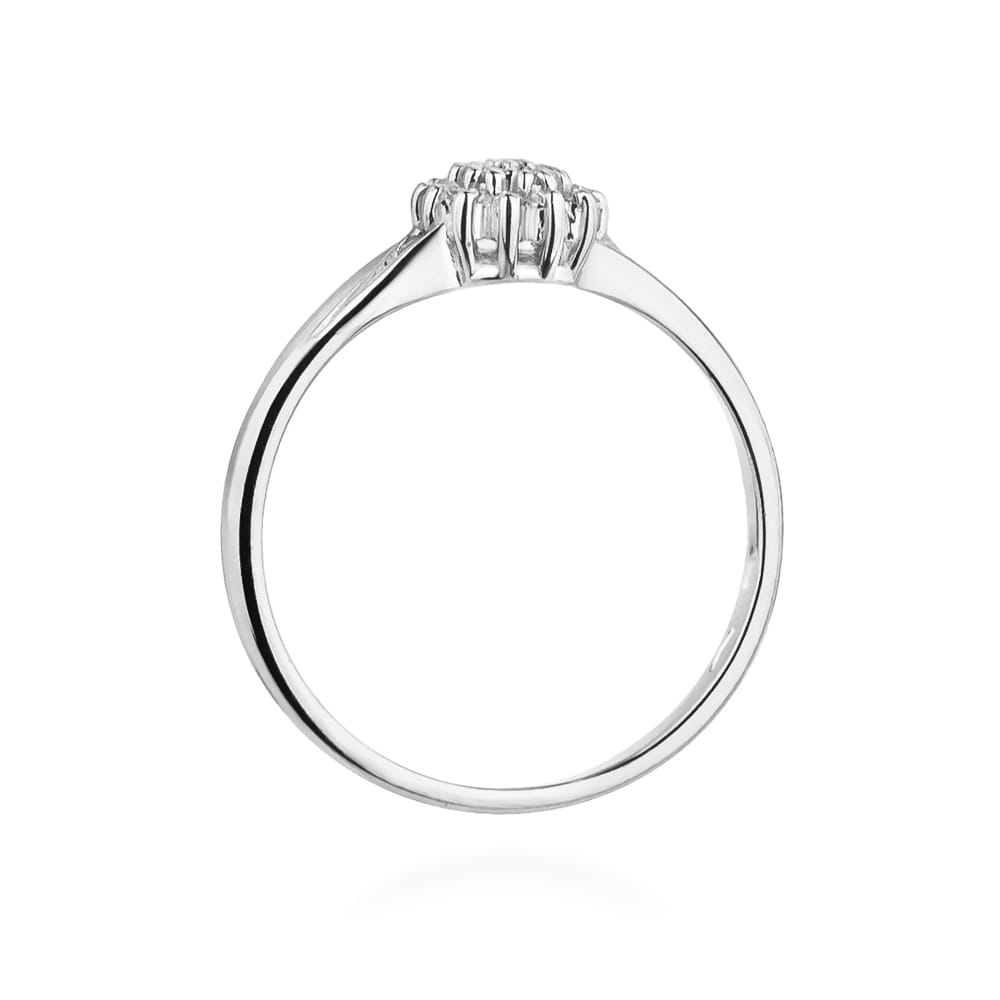 Gold Ring With Diamonds