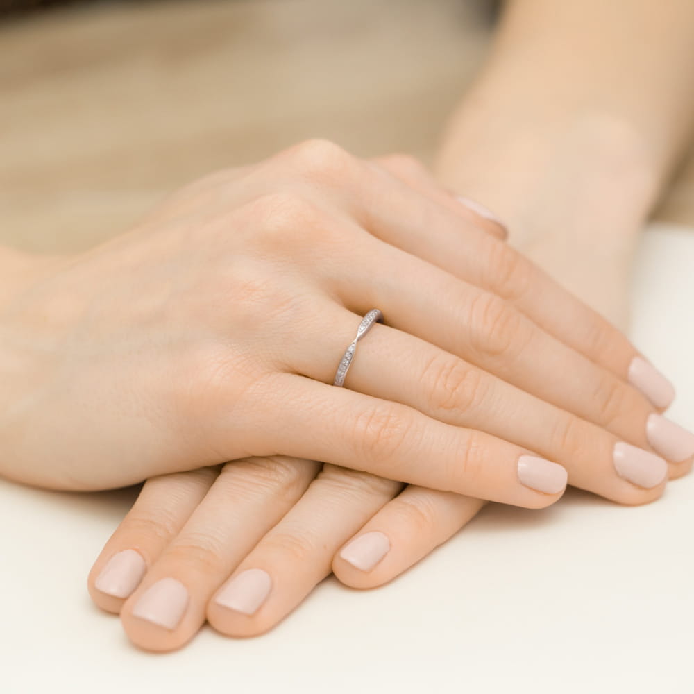 Gold Ring With Diamonds