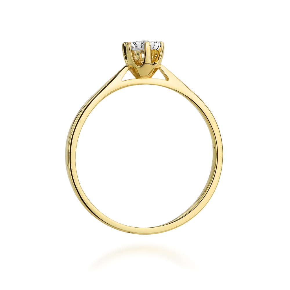 Gold Ring With Diamond