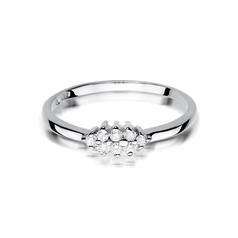 Gold Ring With Diamonds