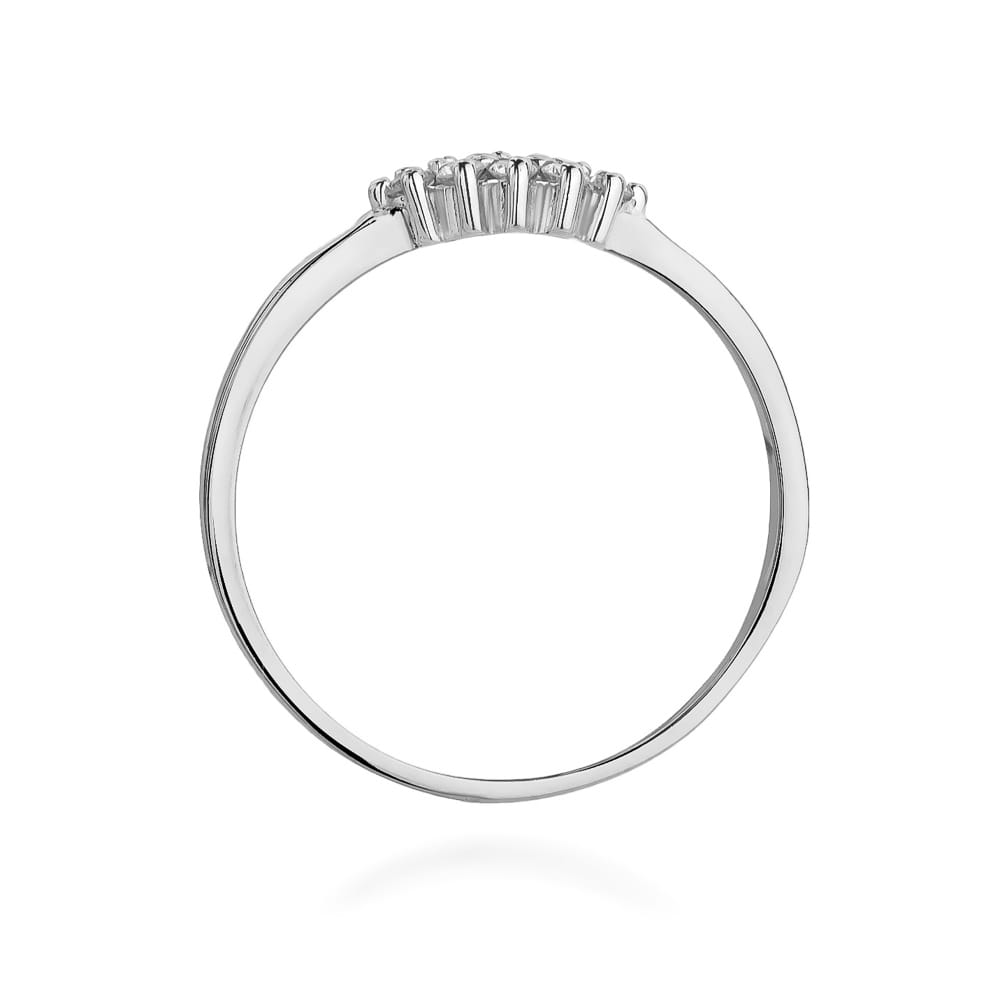 Gold Ring With Diamonds