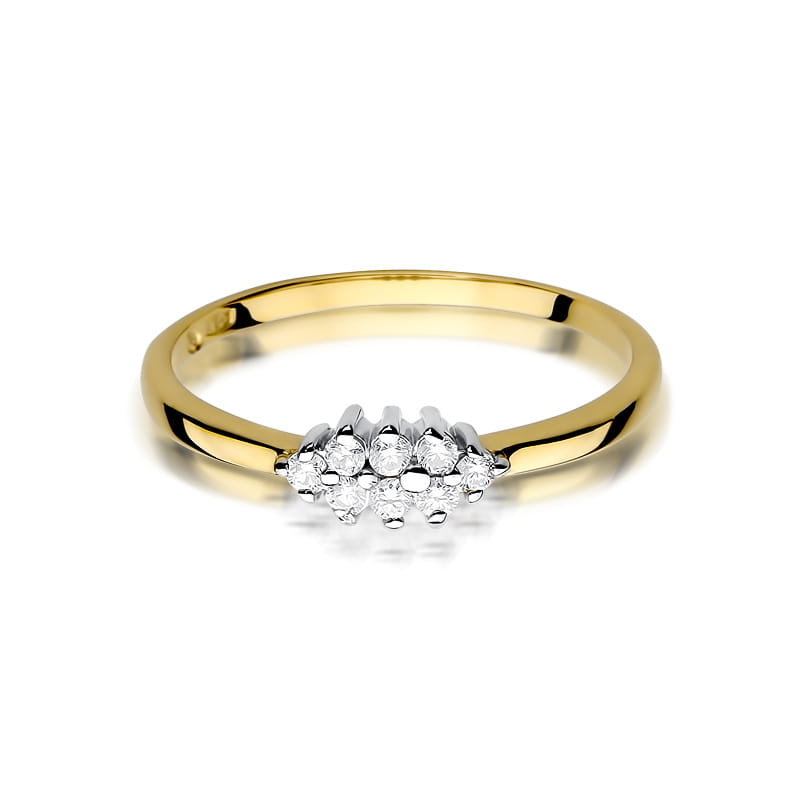 Gold Ring With Diamonds