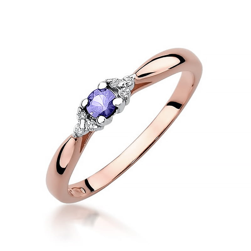 Gold Ring With Tanzanite And Diamonds