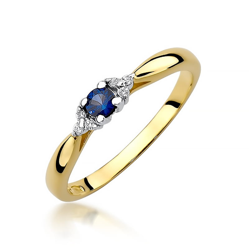 Gold Ring With Sapphire And Diamonds