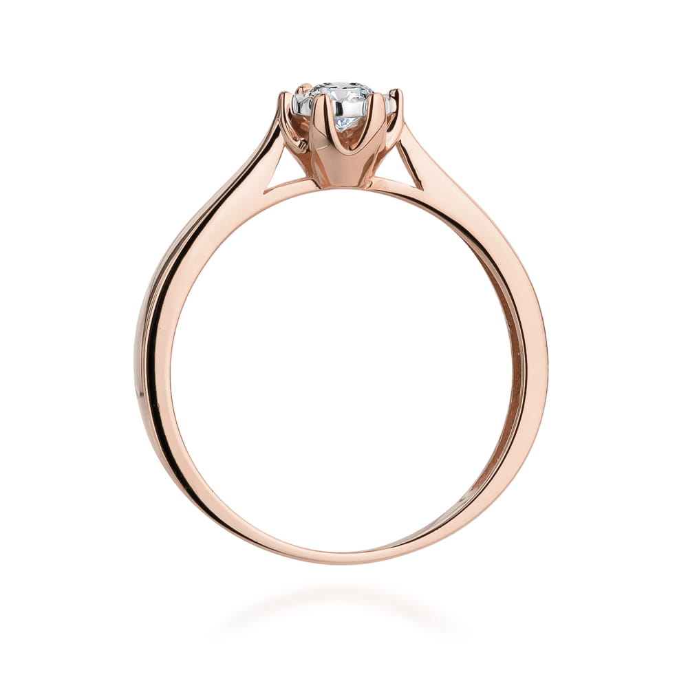 Gold Ring With Diamond