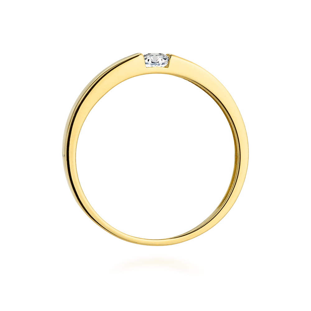 Gold Ring With Diamond