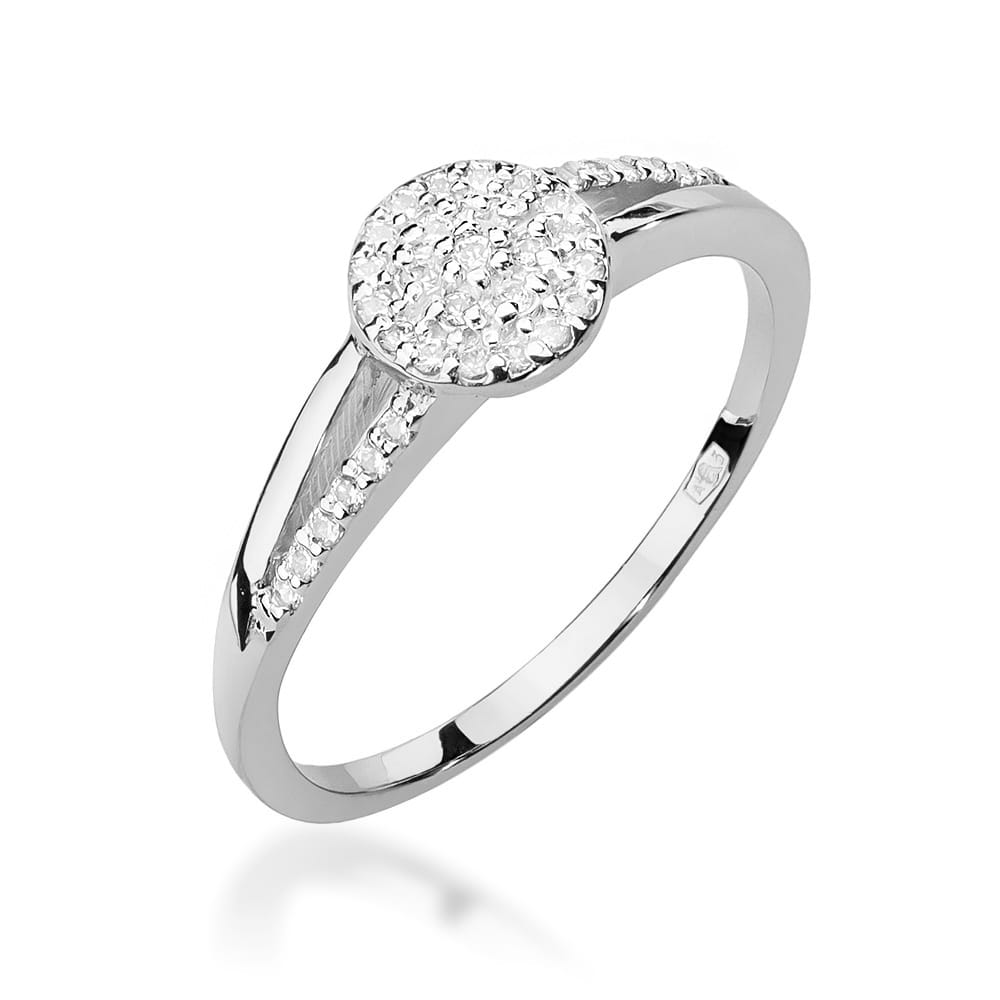 Gold Ring With Diamonds