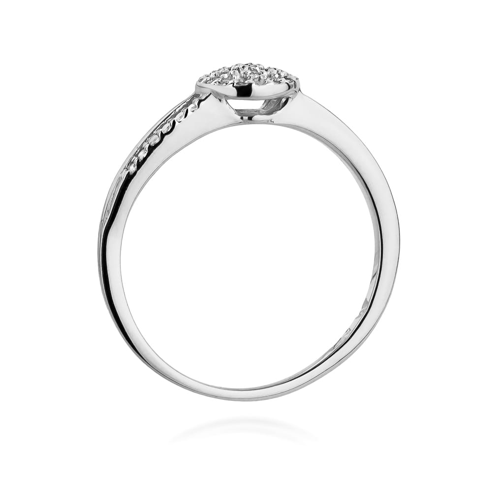 Gold Ring With Diamonds