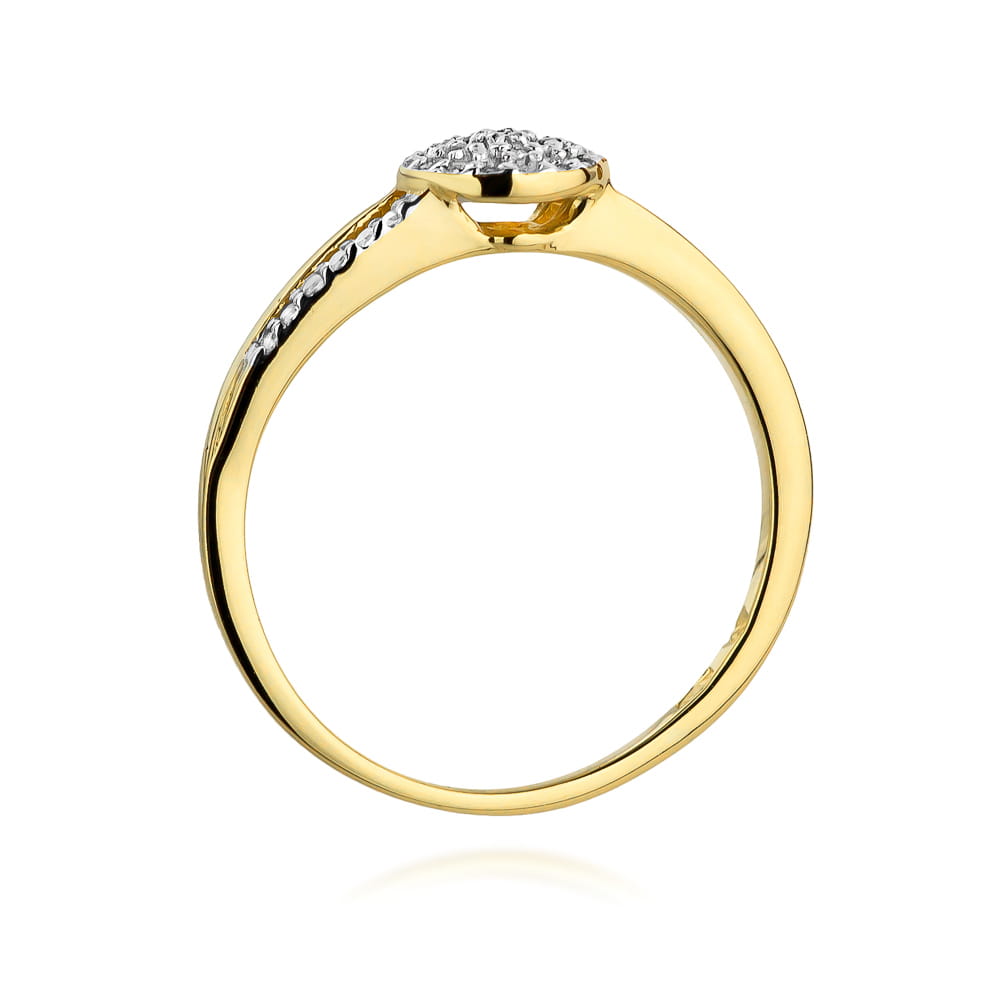 Gold Ring With Diamonds