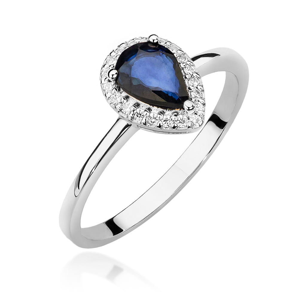 Gold Ring With Sapphire And Diamonds