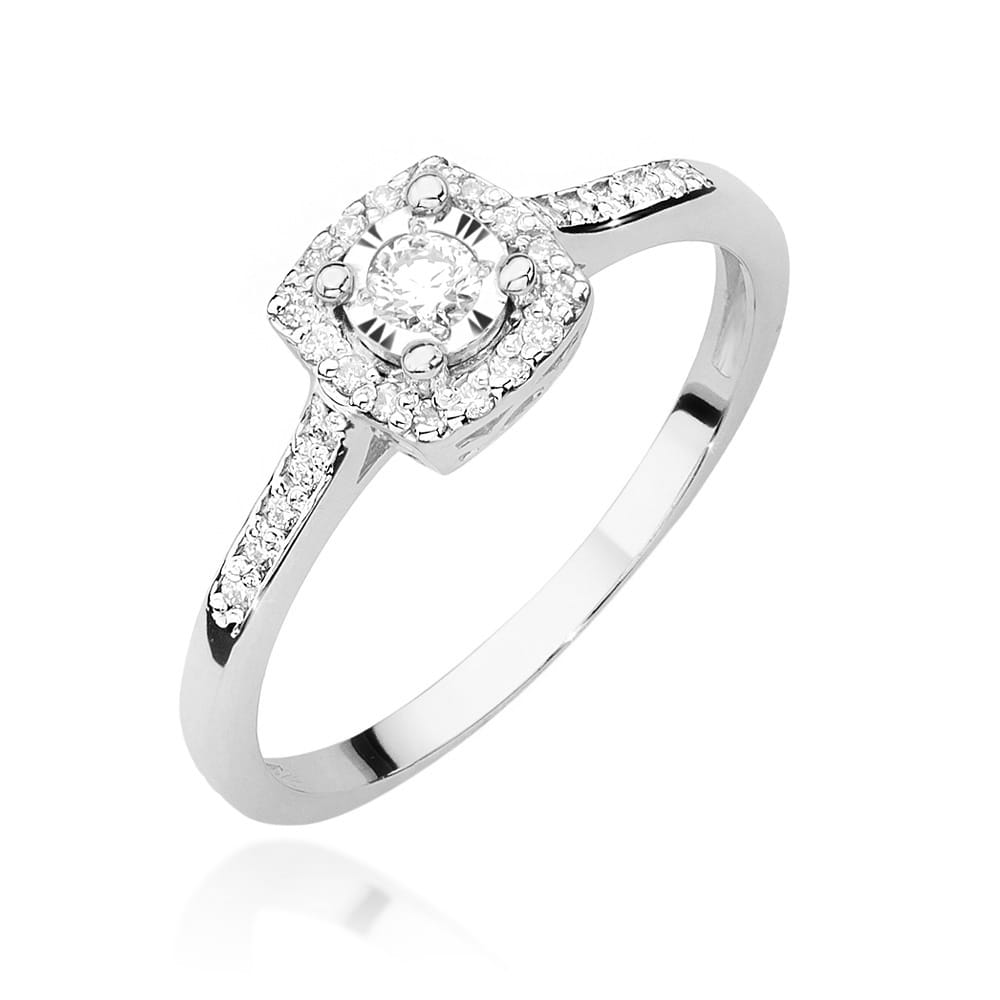 Gold Ring With Diamonds