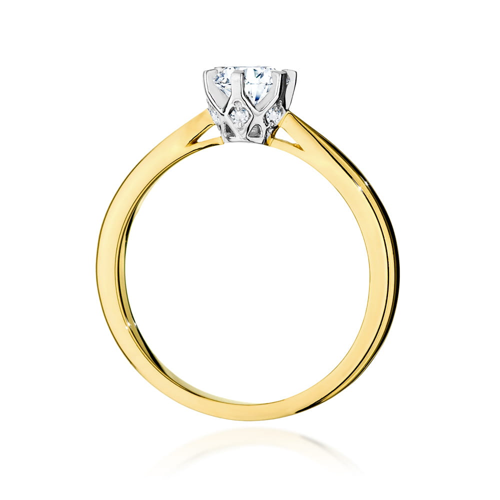 Gold Ring With Diamonds