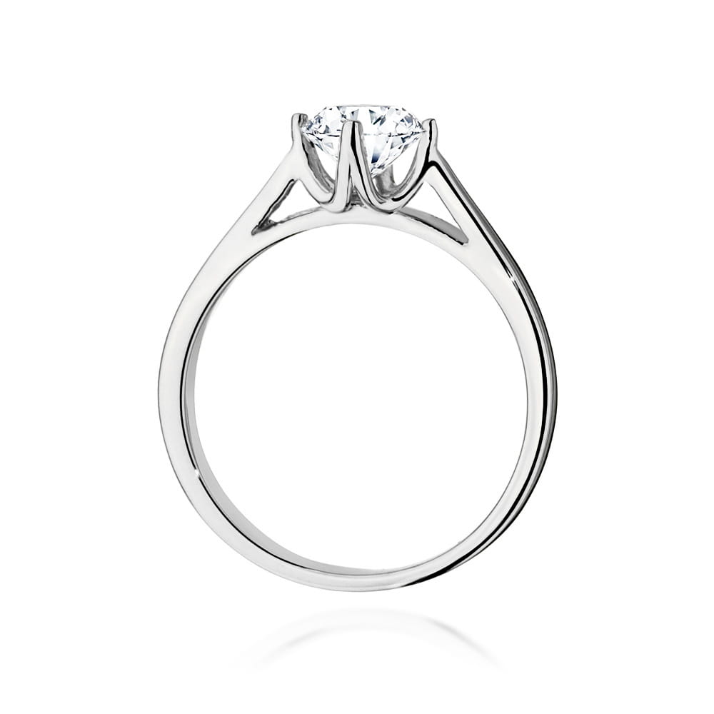 Gold Ring With Diamond