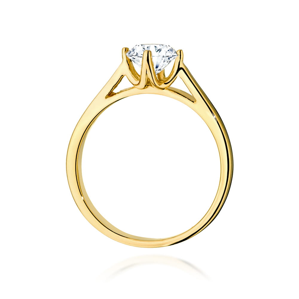 Gold Ring With Diamond