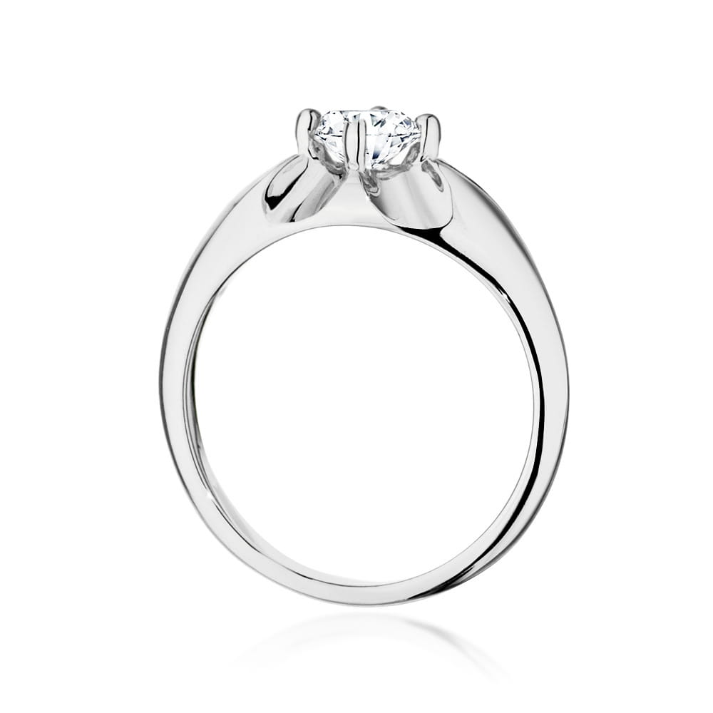 Gold Ring With Diamond