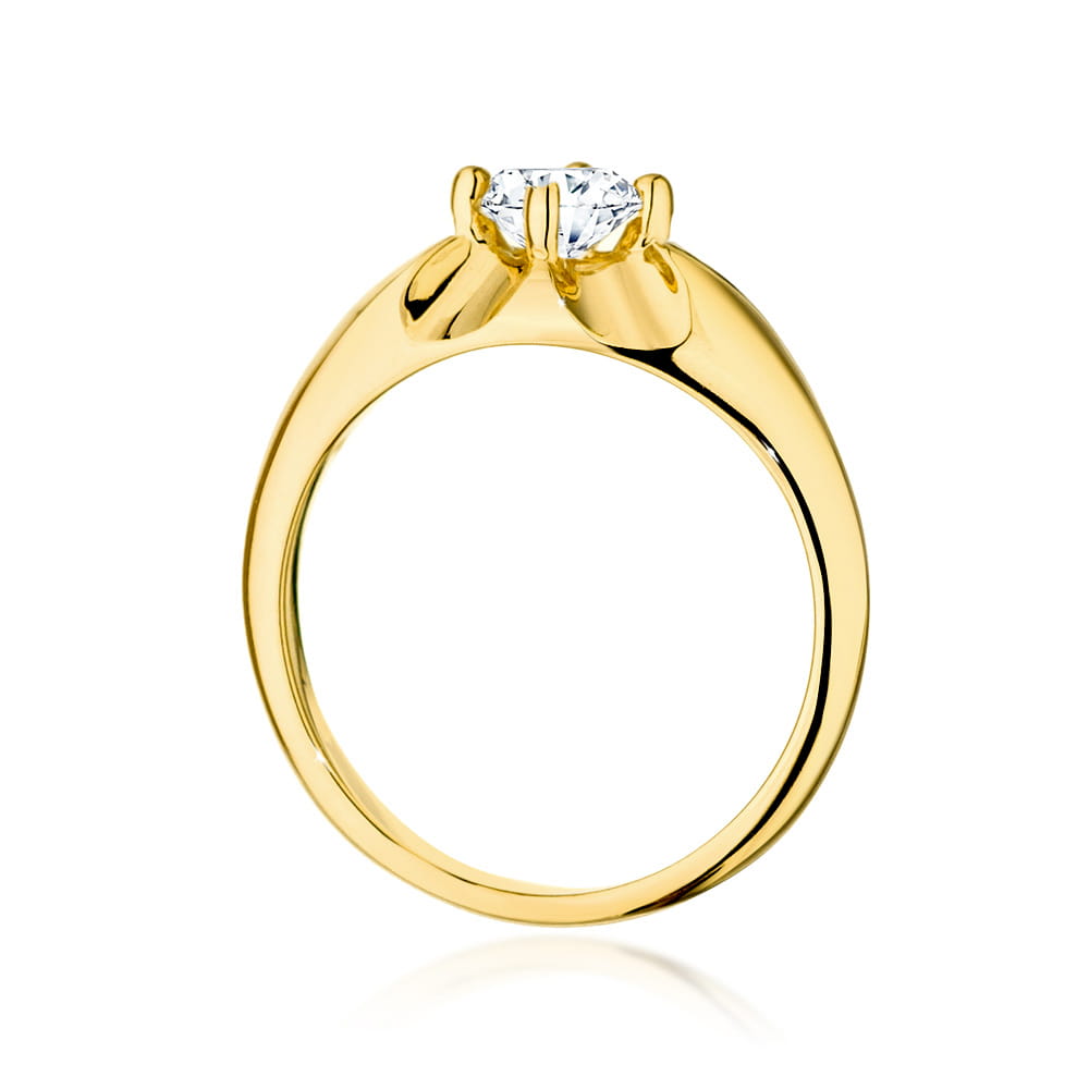 Gold Ring With Diamond