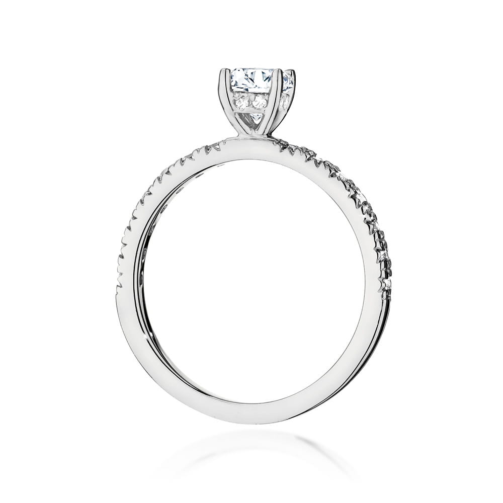 Gold Ring With Diamonds