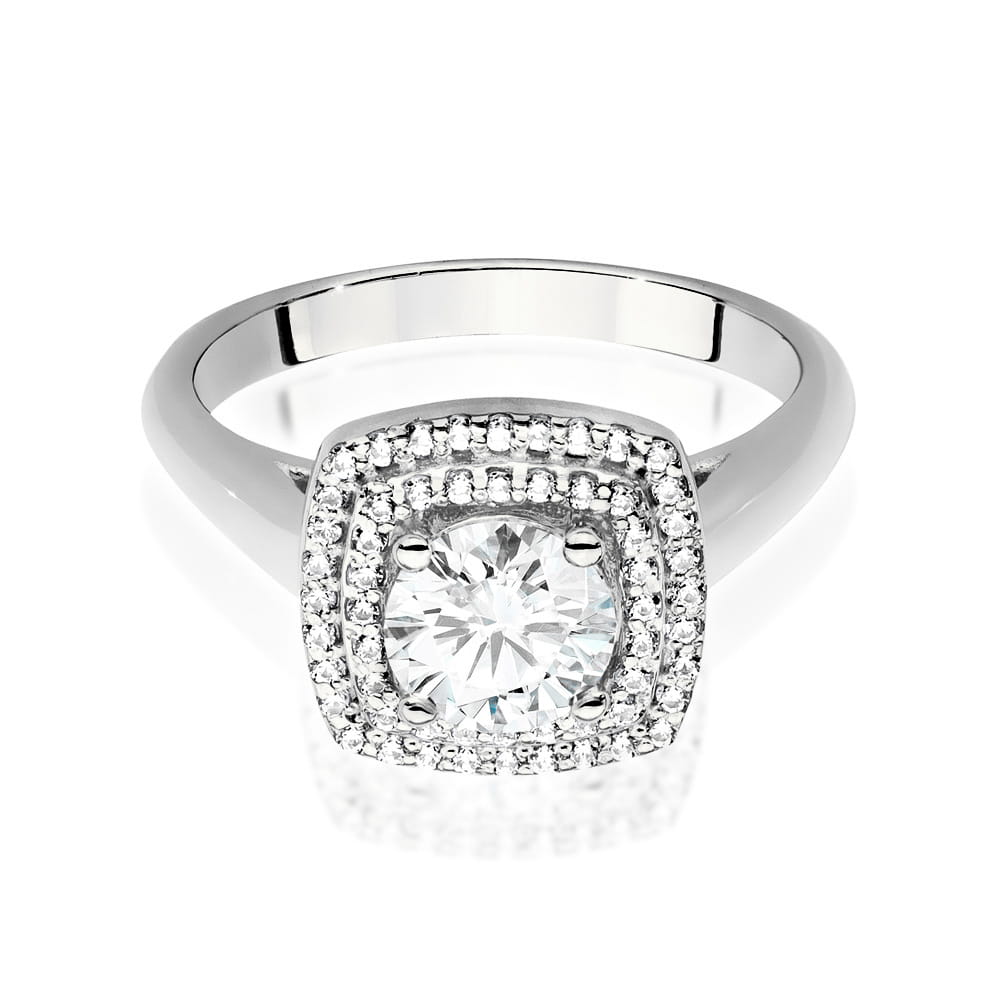 Gold Ring With Diamonds