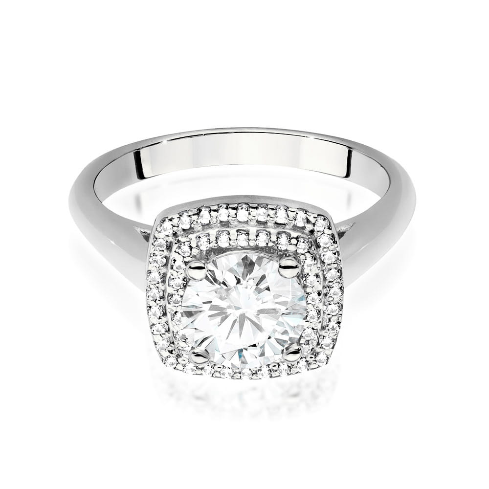 Gold Ring With Diamonds