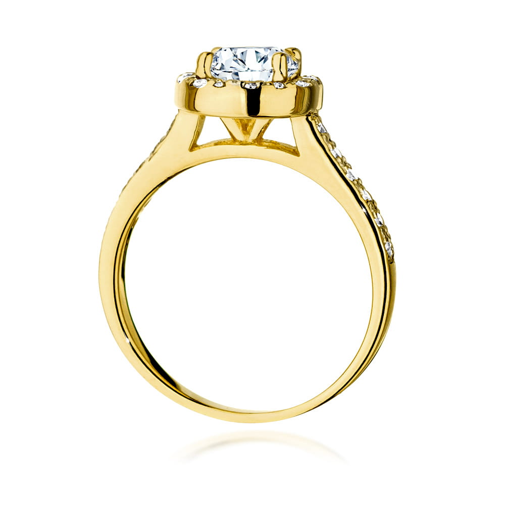 Gold Ring With Diamonds