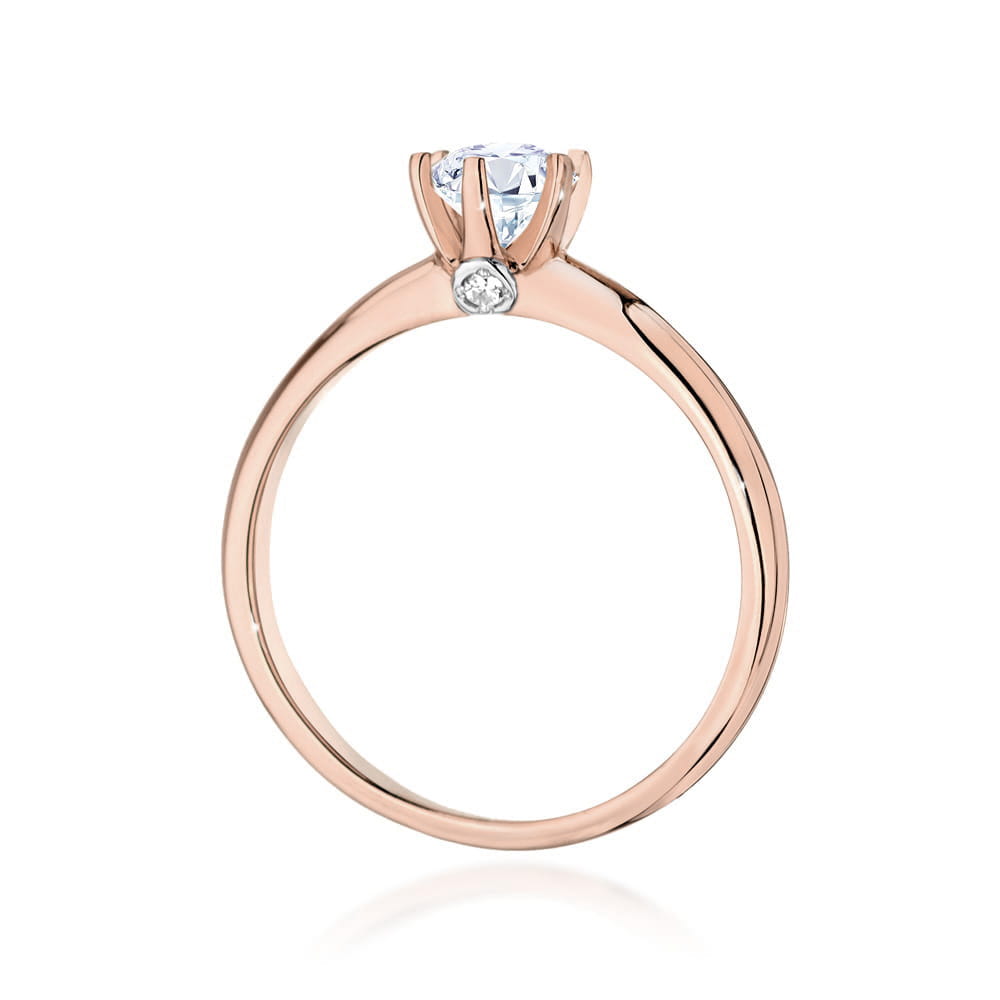Gold Ring With White Sapphire And Diamonds