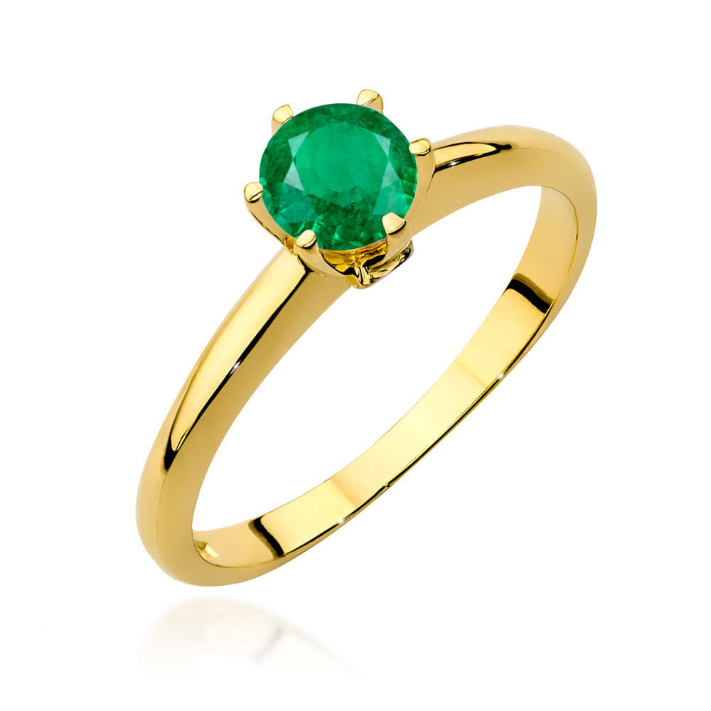 Gold Ring With Emerald And Diamonds