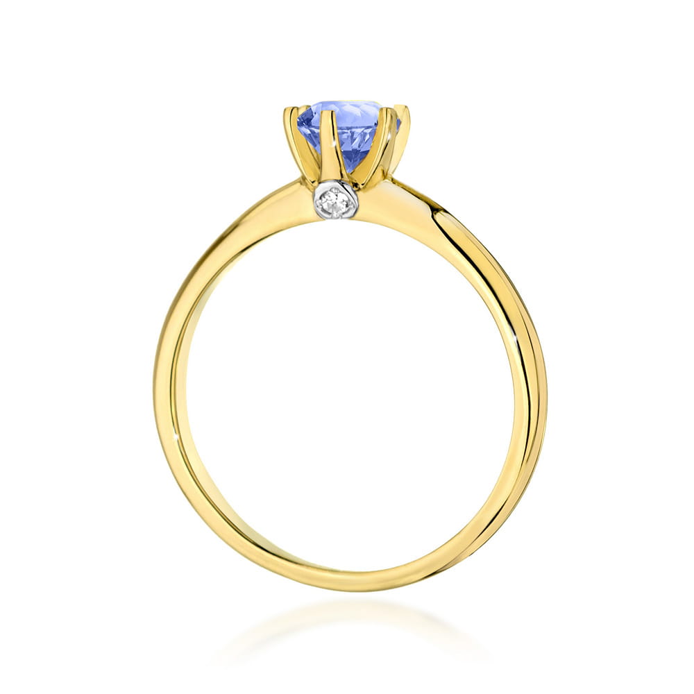 Gold Ring With Tanzanite And Diamonds