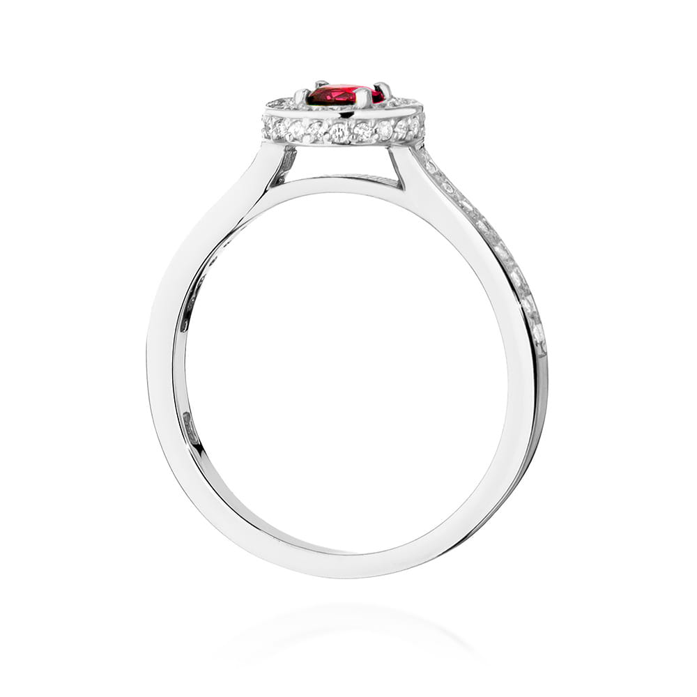 Gold Ring With Ruby And Diamonds