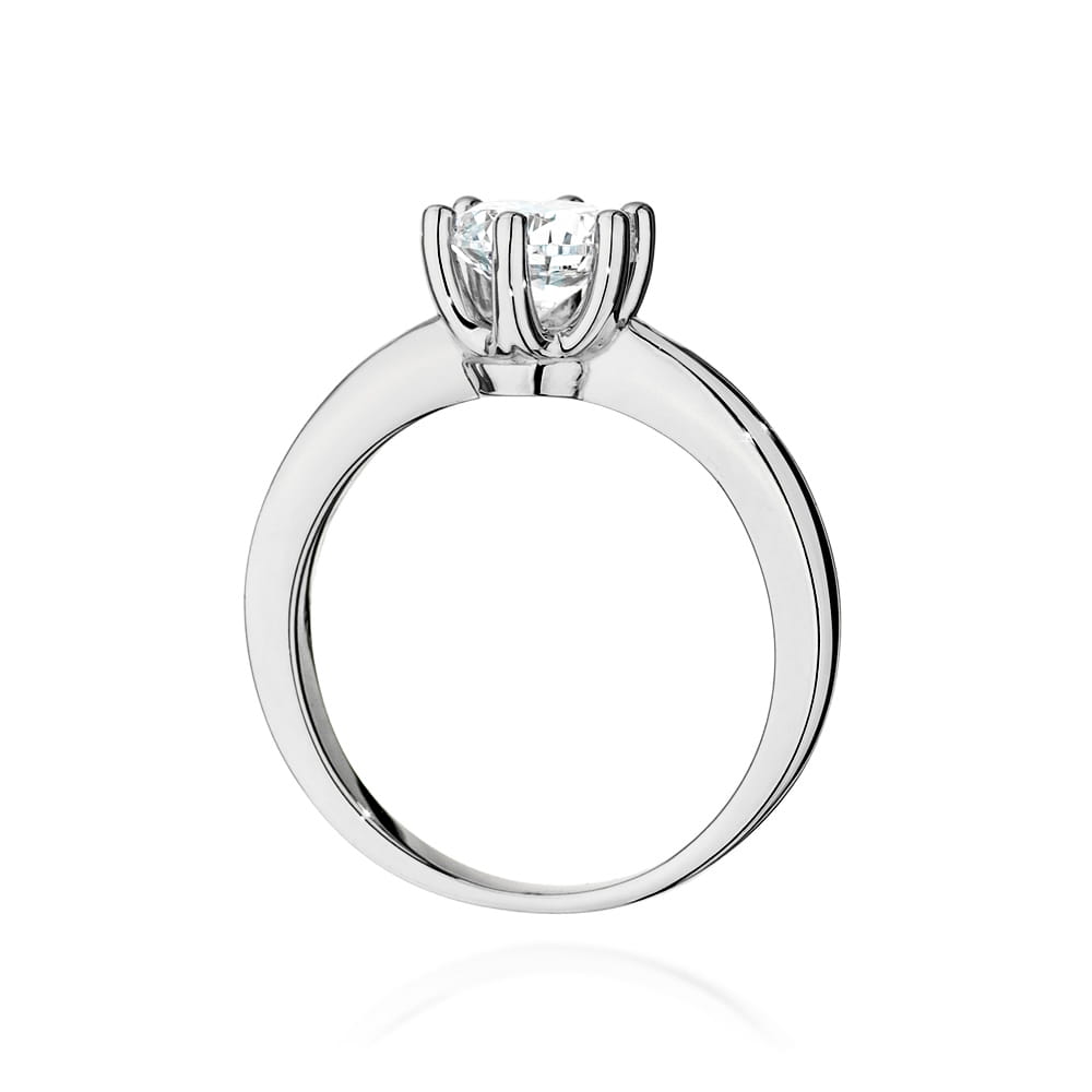 Gold Ring With Diamond