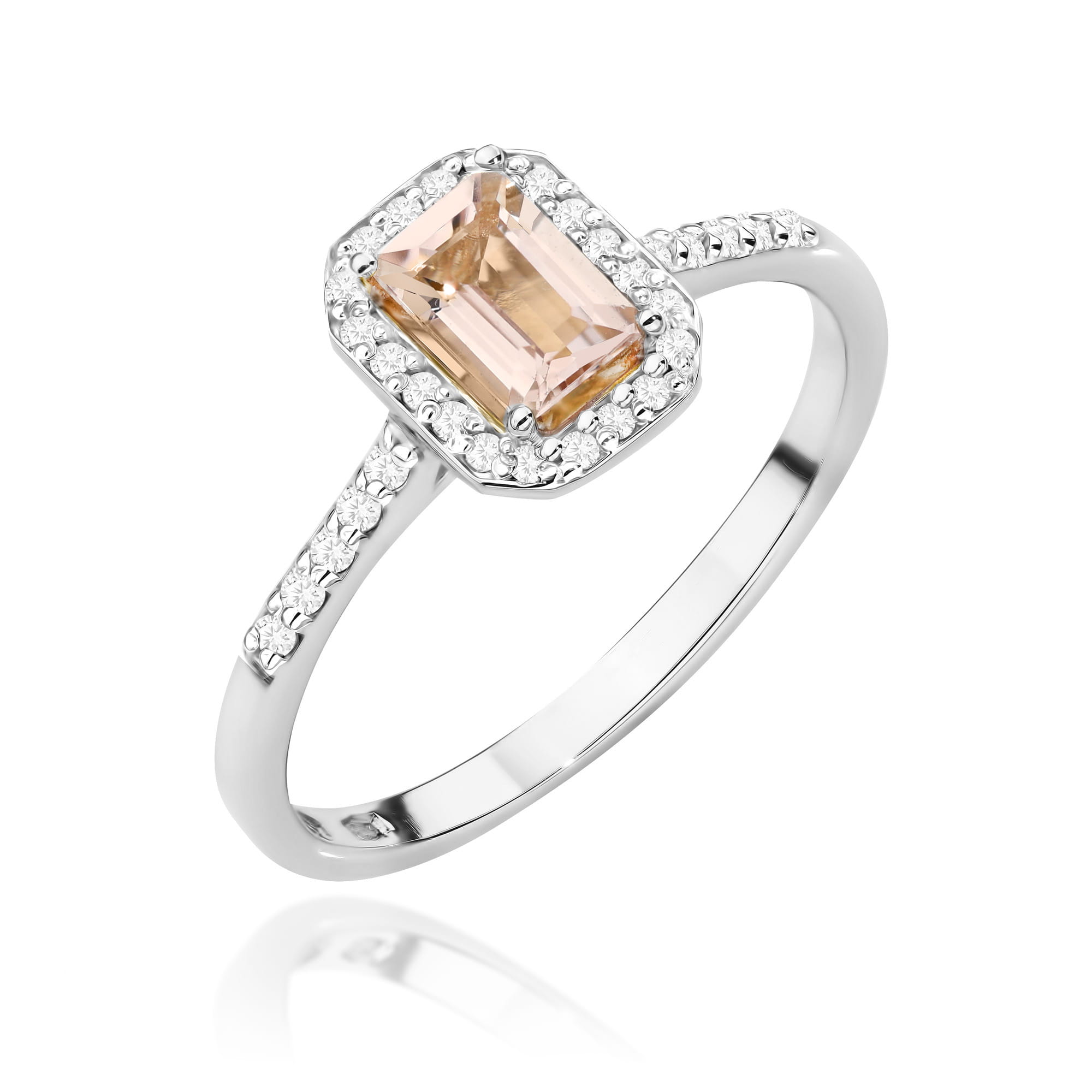 Gold Ring With Morganite And Diamonds