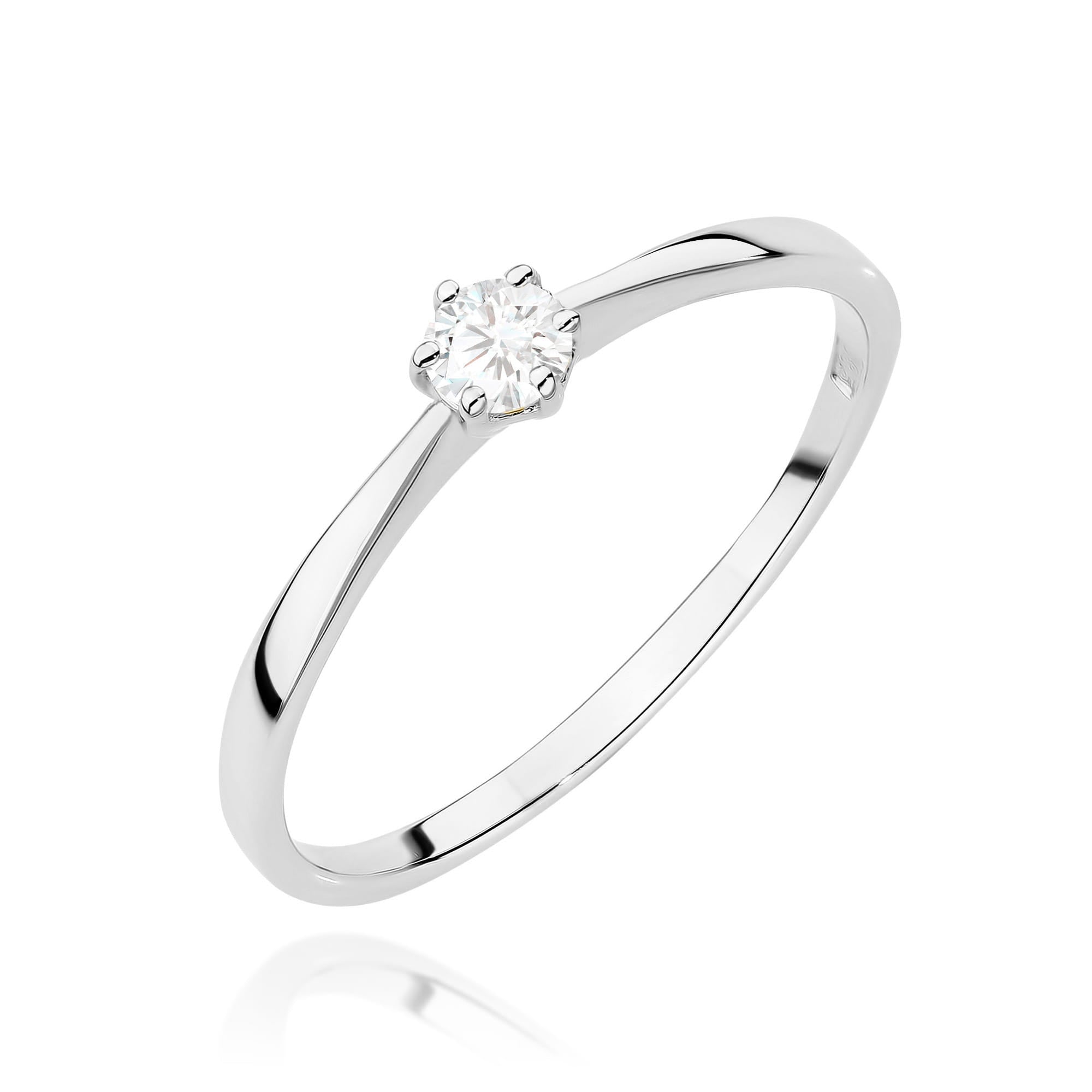 Gold Ring With Diamond
