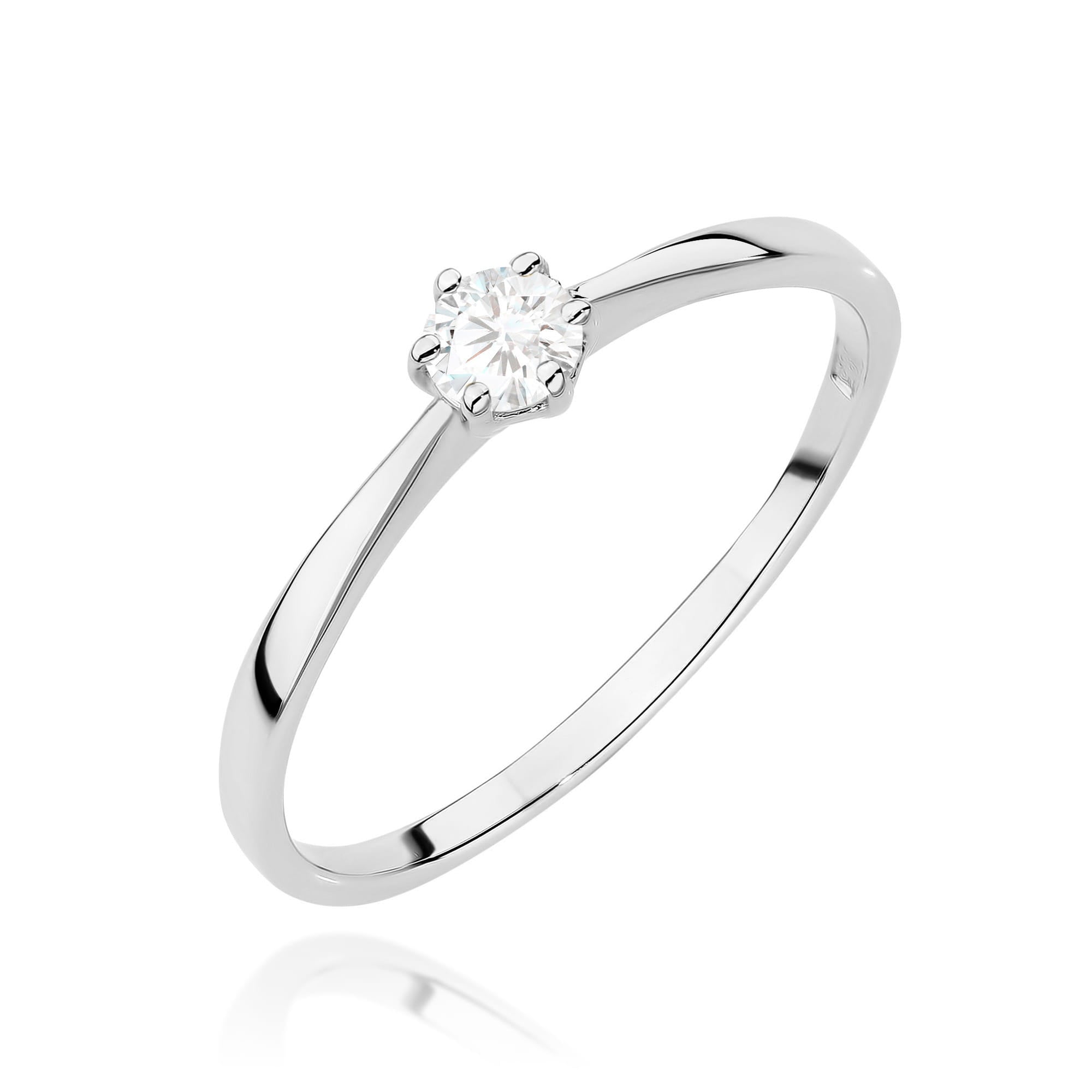 Gold Ring With Diamond